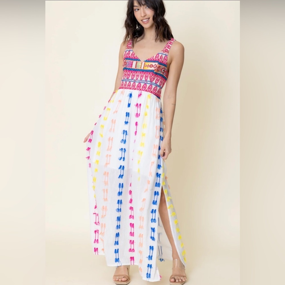 En Crème Multicolor Tribal Maxi Dress size Large